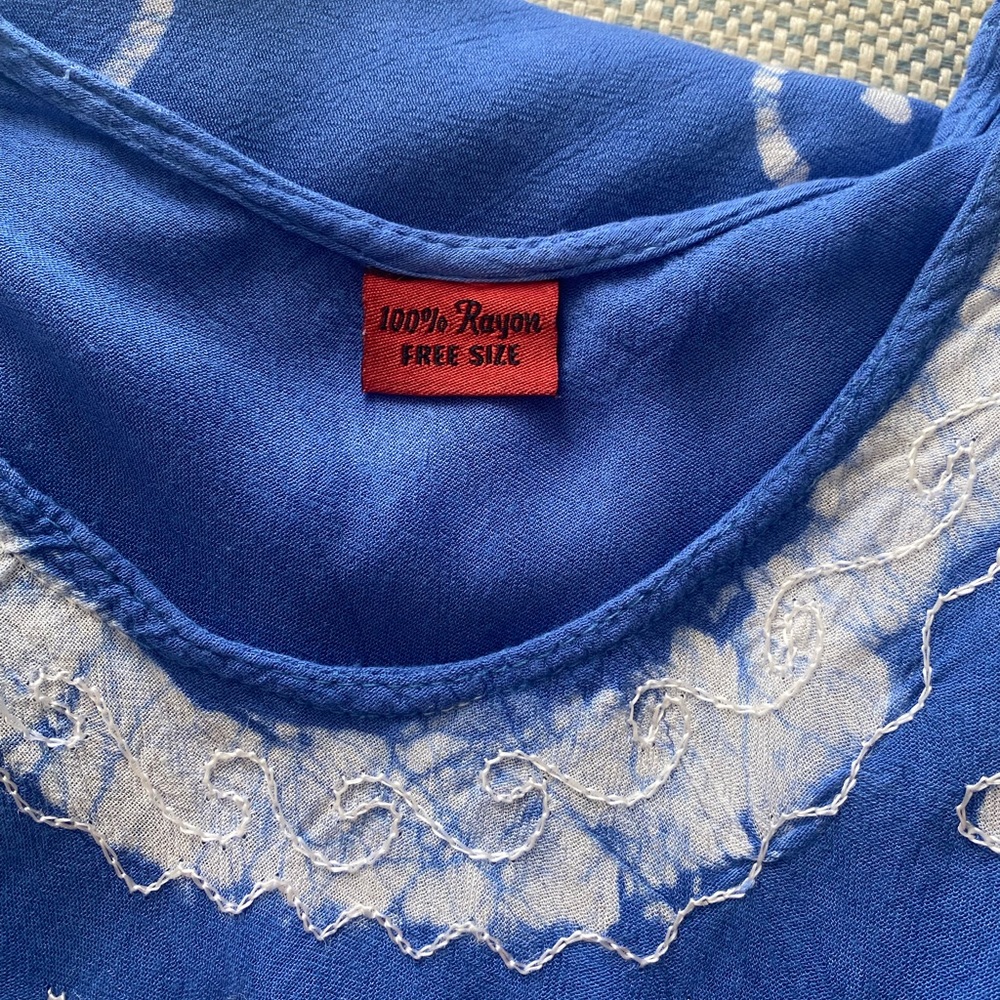 Swim Cover up- One Size - purchased on Vacation washed but never worn! - Picture 4 of 4